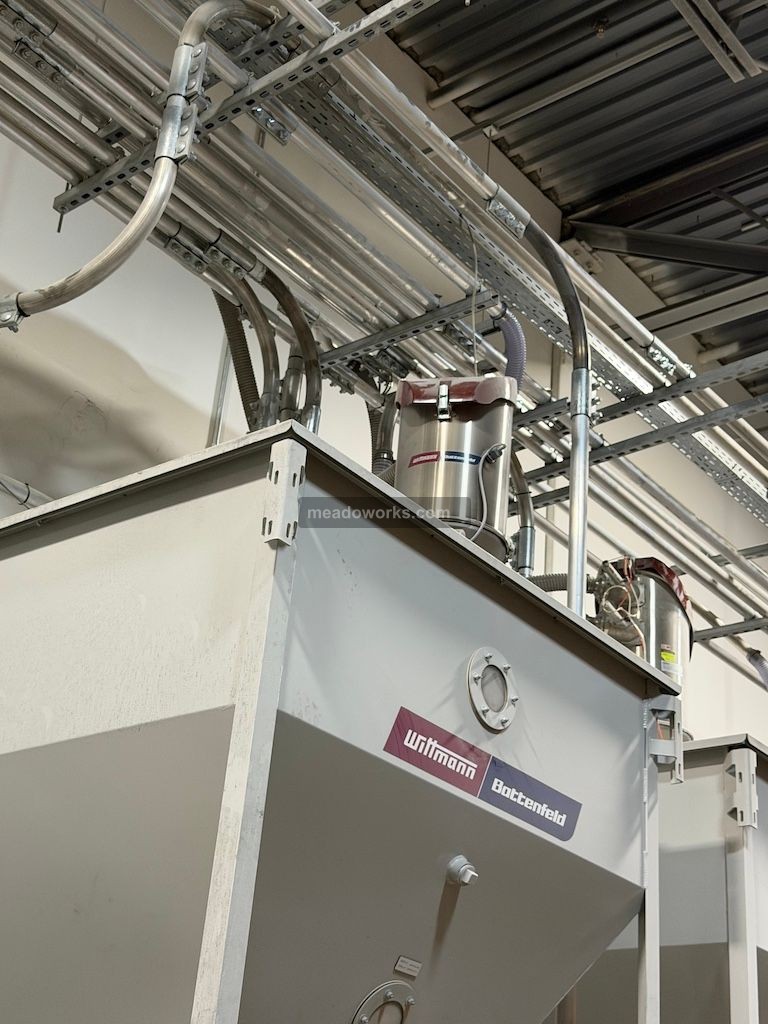 Wittmann Material Surge Bin w/Wittmann Material Loader - Image 6