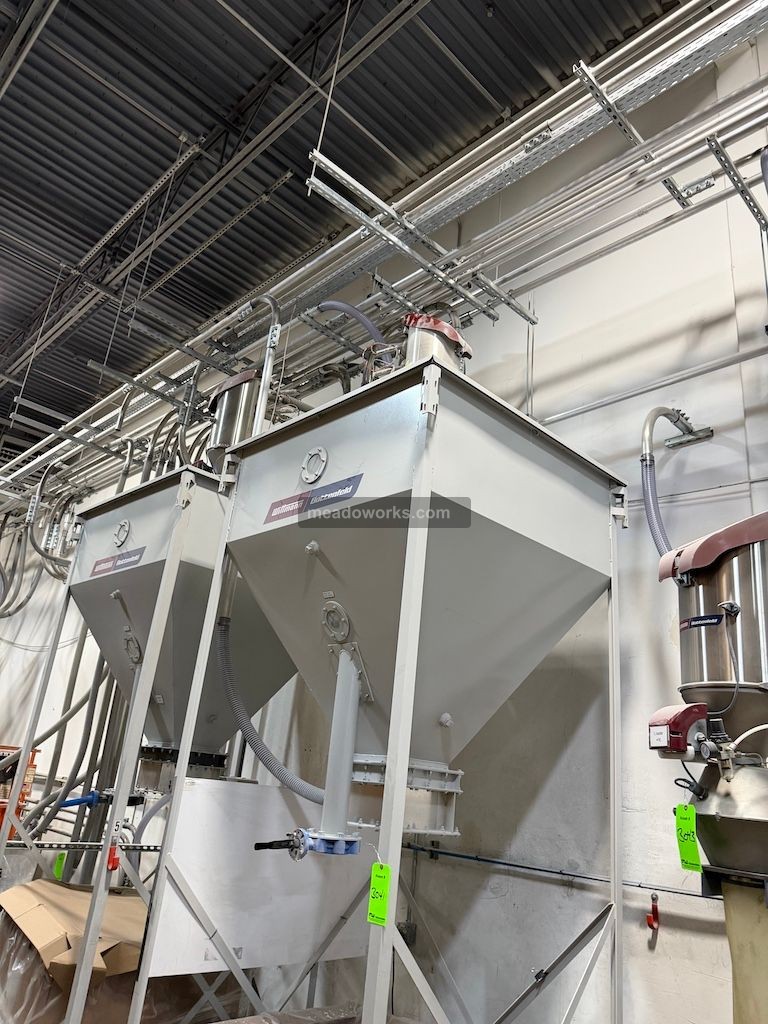 Wittmann Material Surge Bin w/Wittmann Material Loader - Image 2