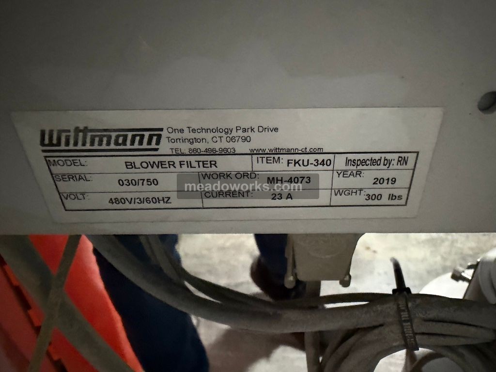 Wittmann Vacuum Pump w/Filter - Image 4