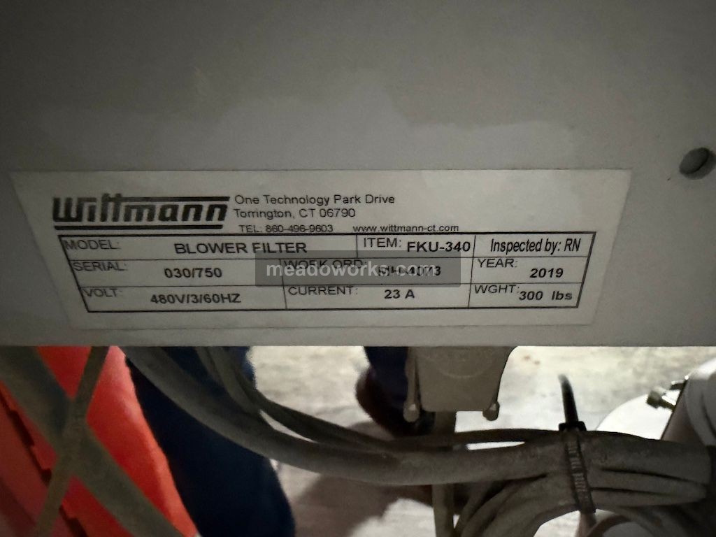 Wittmann Vacuum Pump w/Filter - Image 5