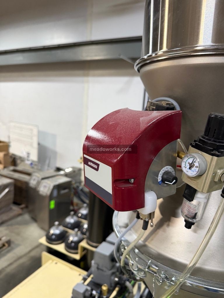 Wittmann Material Loader, New in 2022 - Image 5