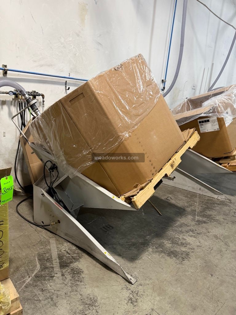 Used NBE 29-950 Gaylord Tilters