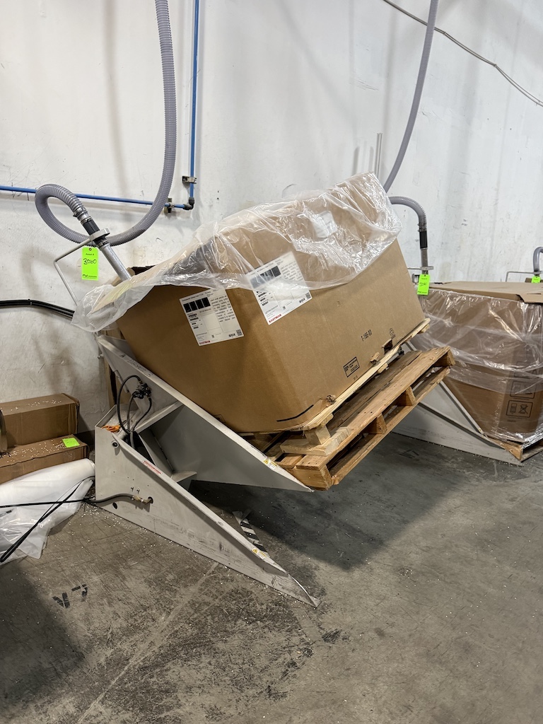 Used NBE 29-950 Gaylord Tilters
