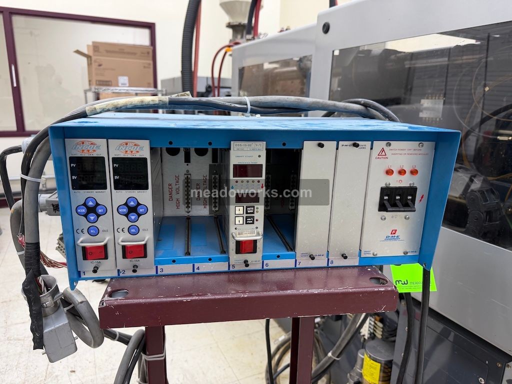 DME 8-Zone Hot Runner Controller w/Cables on Rolling Cart (3 Cards Only) - Image 2