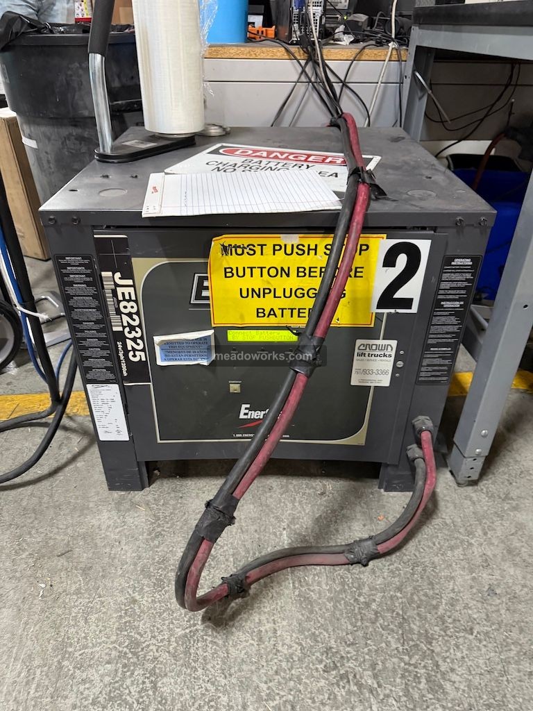 Crown 3500 lb Capacity Reach Truck w/Charger - Image 15