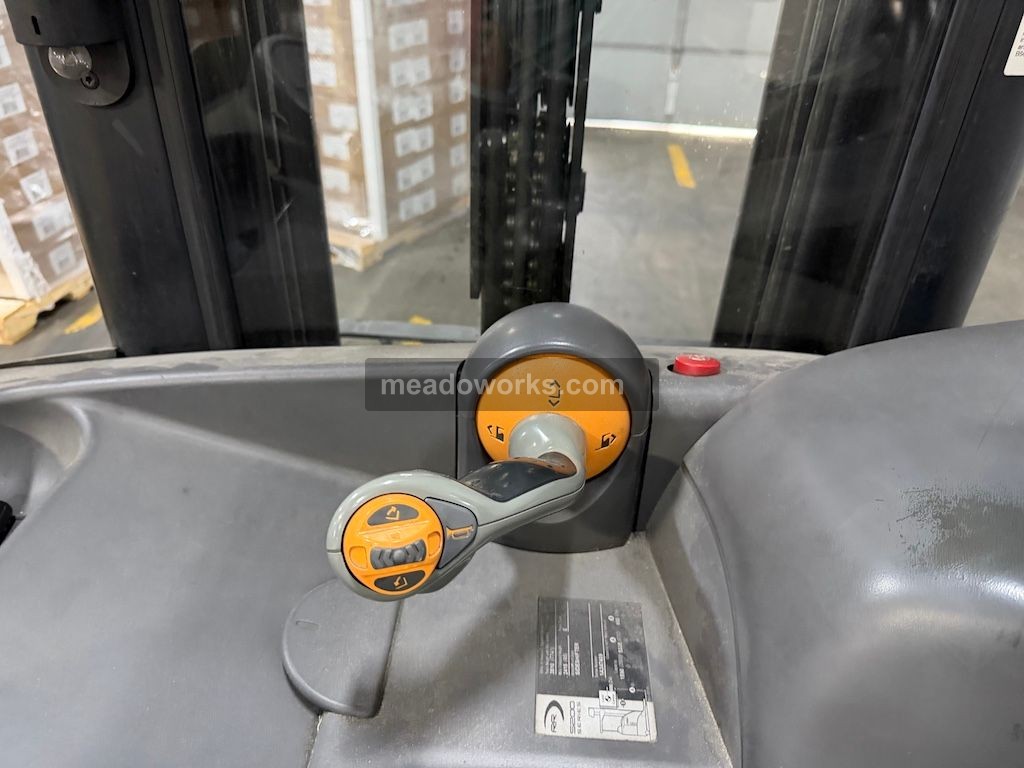 Crown 3500 lb Capacity Reach Truck w/Charger - Image 10