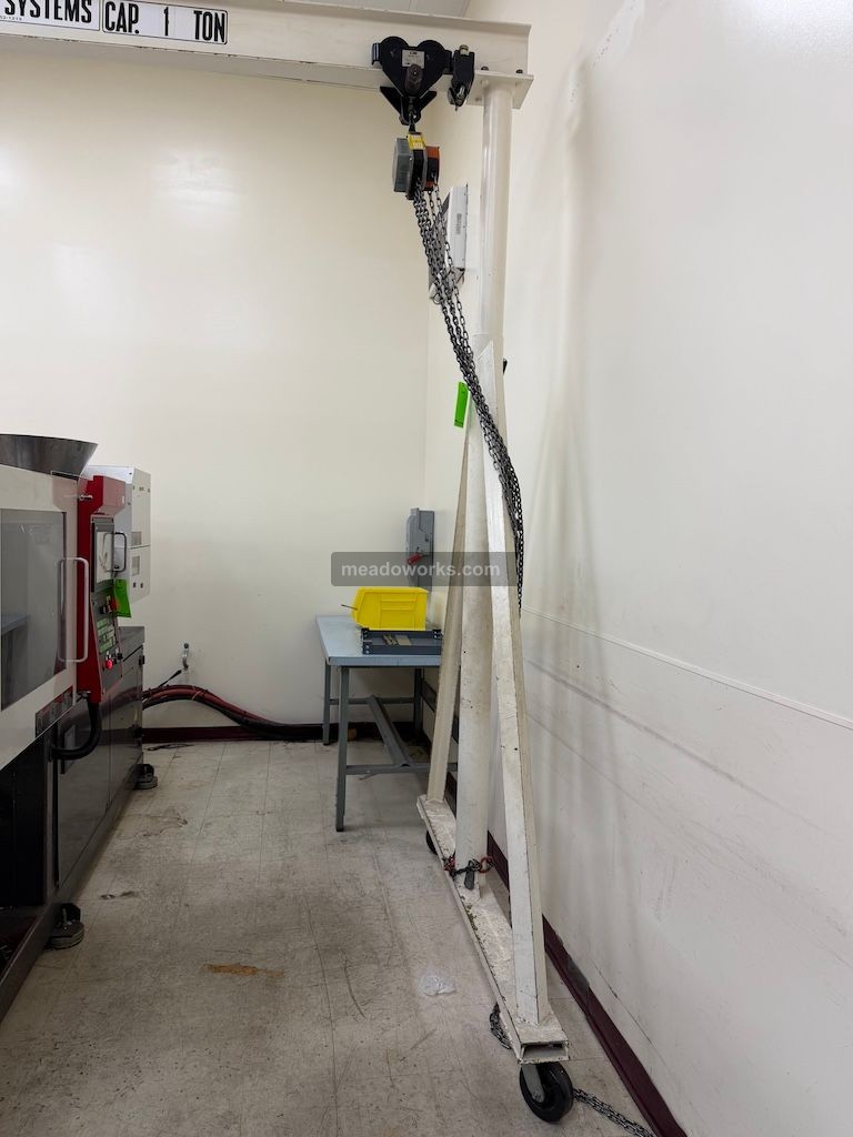 Handling Systems 1-Ton Mobile Crane w/CM Hurrican 1 Ton Chain Hoist - Image 2