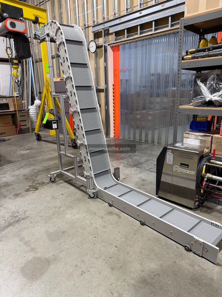 Used 2025 Dyna-Con Incline Conveyor Conveyors