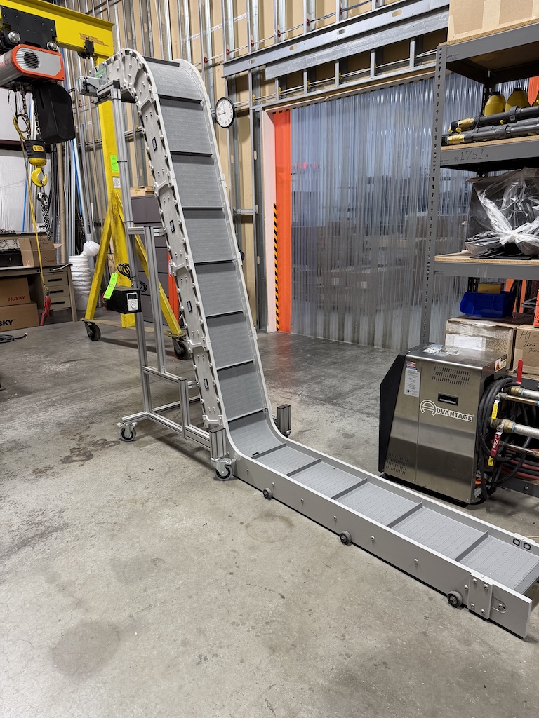 Used 2025 Dyna-Con Incline Conveyor Conveyors