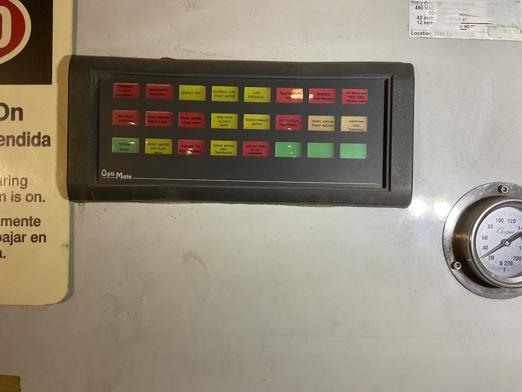 2000 Milacron Apex 6.0 6'' Extruder - Image 7