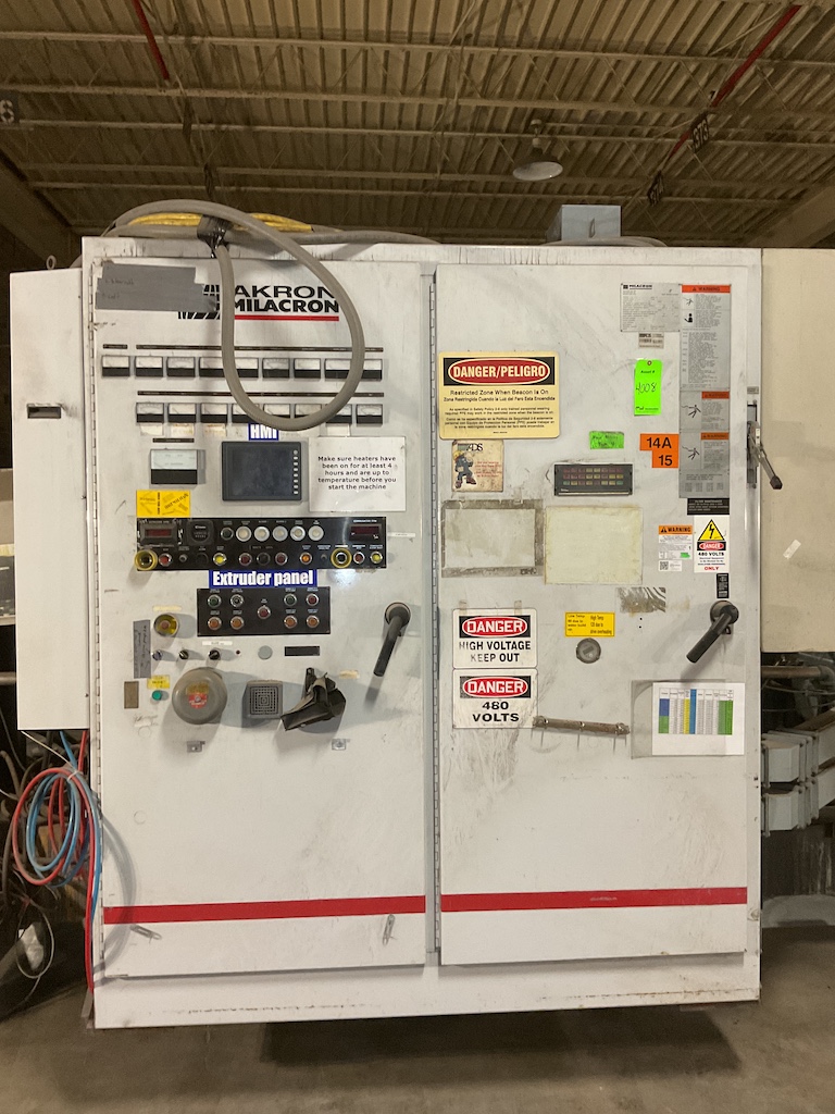 2005 Milacron Apex 600 6.5'' Extruder - Image 4