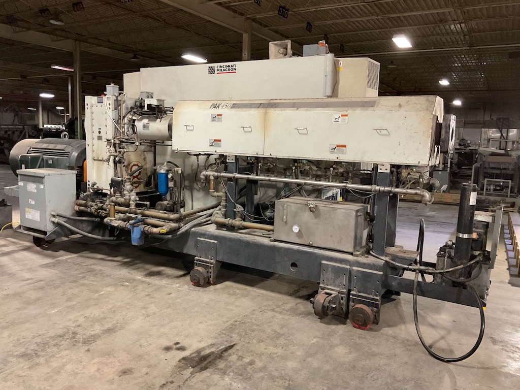 2008 Milacron PAK 450 G 4.5'' Extruder - Image 3