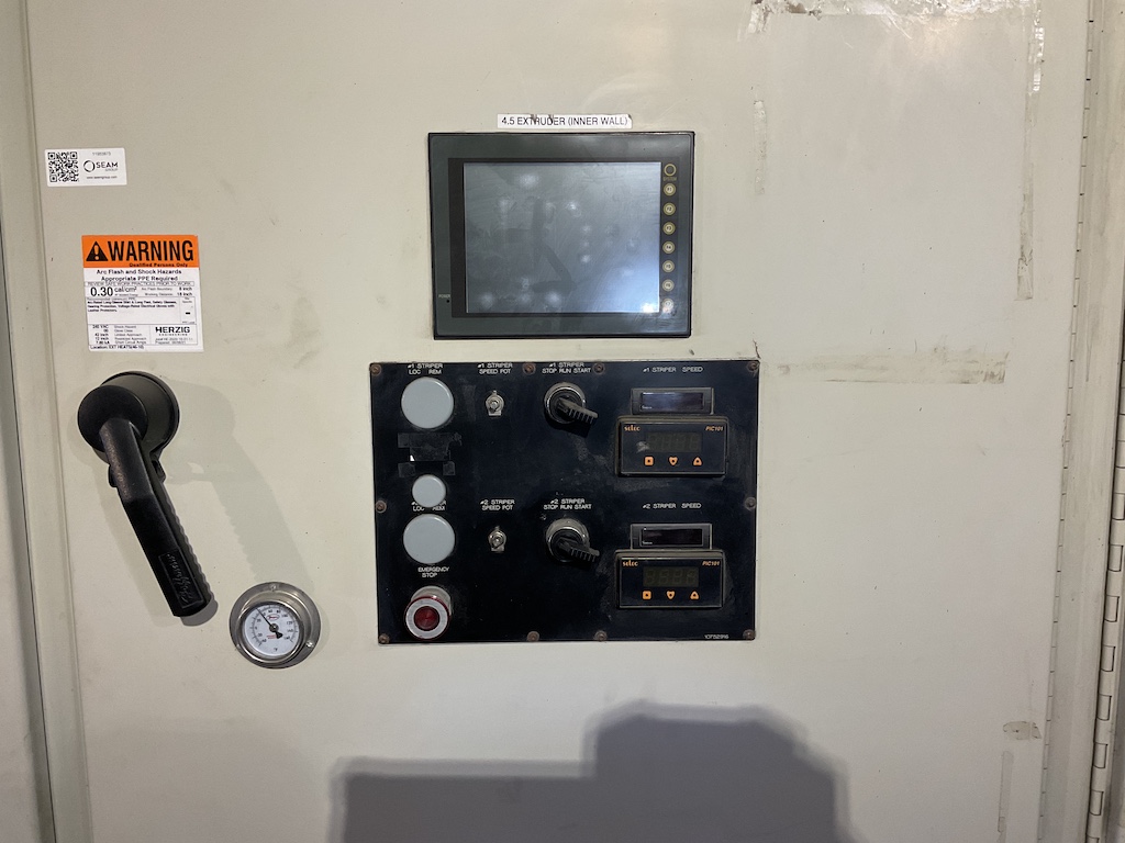 2008 Milacron PAK 450 G 4.5'' Extruder - Image 6