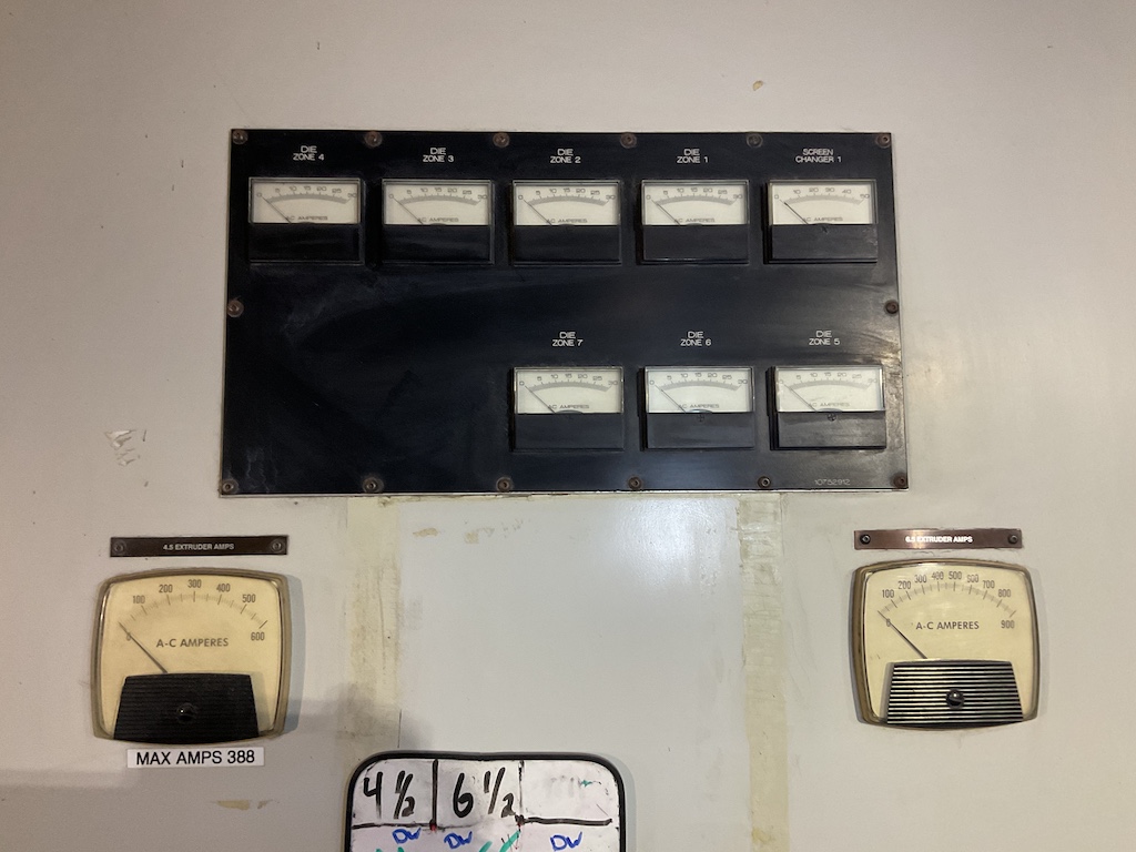 2008 Milacron PAK 450 G 4.5'' Extruder - Image 8