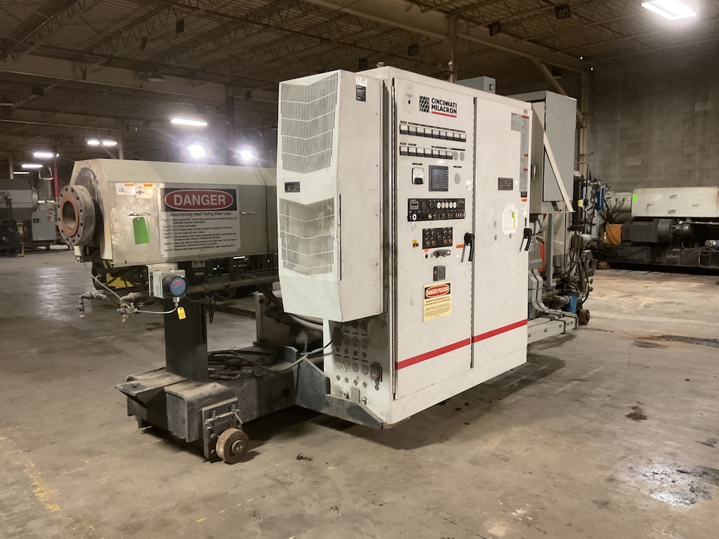 Used 2005 Milacron PAK 600 6'' Extruder Extruders: Single Screw
