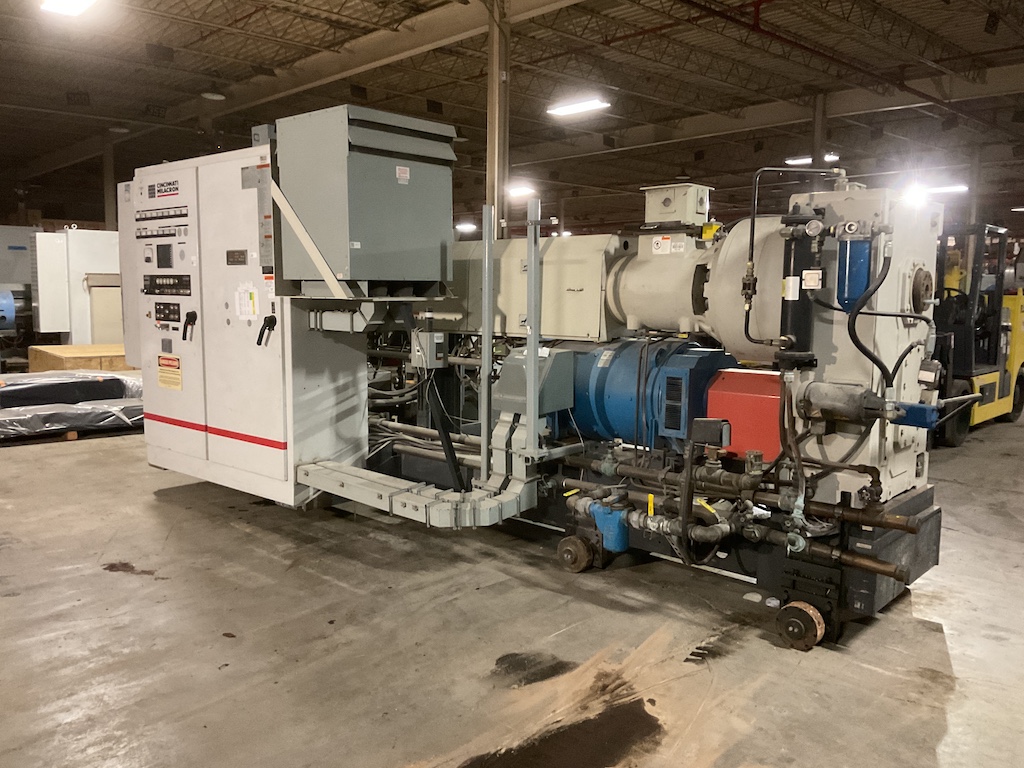 2005 Milacron PAK 600 6'' Extruder - Image 6