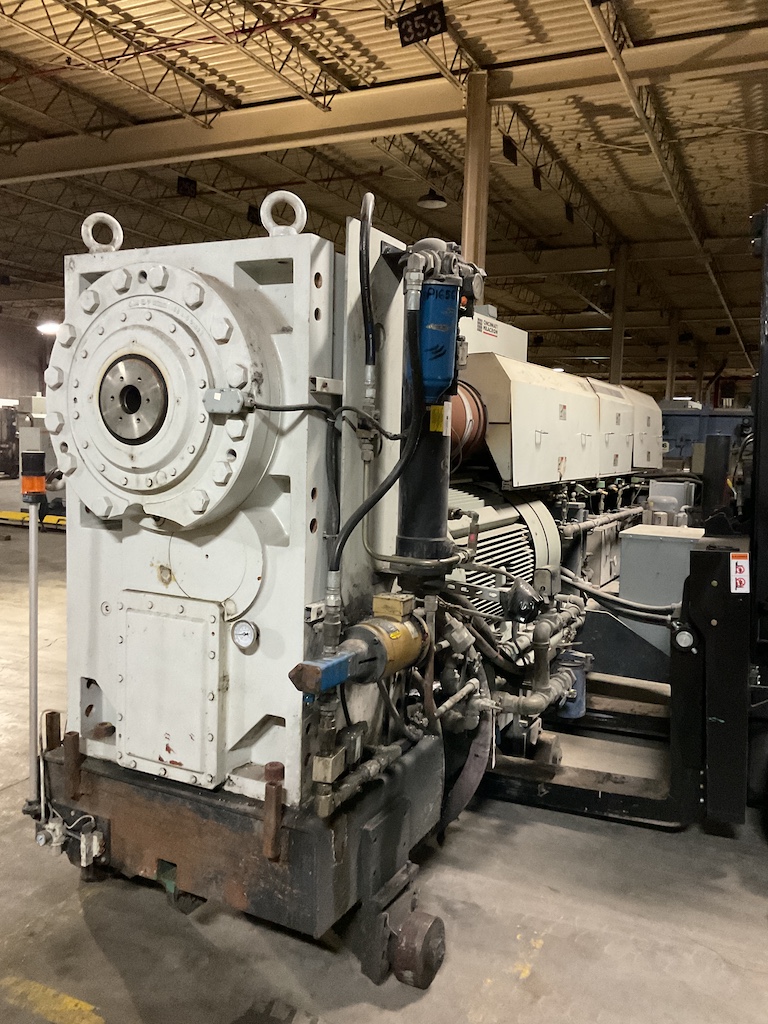 2008 Cincinnati Milacron PAK 650 6.5'' Extruder - Image 8