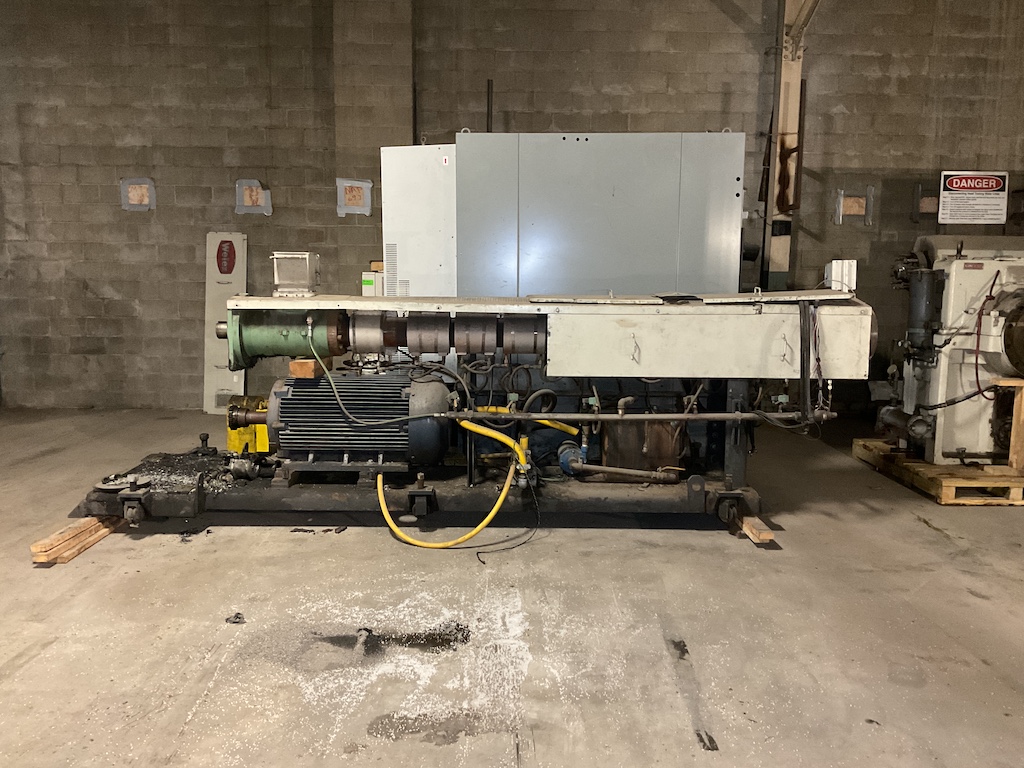 Used 2017 Welex 4.5'' Extruder Extruders: Single Screw